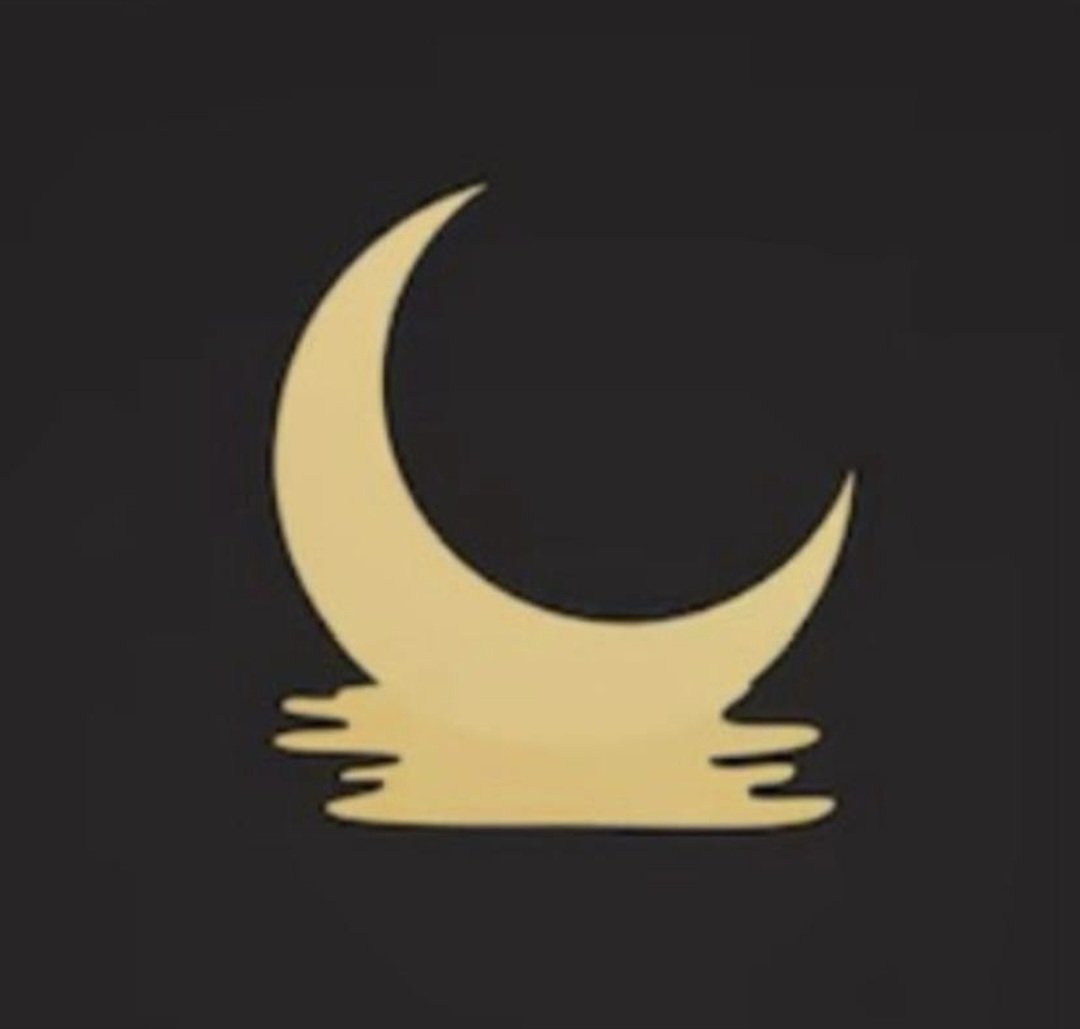 𝐋𝐮𝐧𝐚𝐫𝐲𝐖𝐨𝐫𝐥𝐝